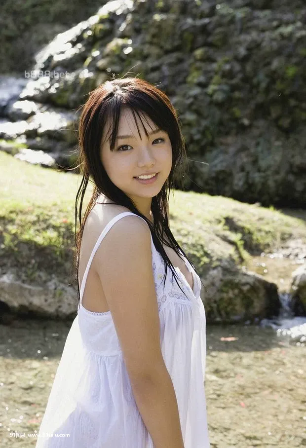 日本名模筱崎爱海边风情写真 [16P][お 見合い 写真 女性 スタジオ]